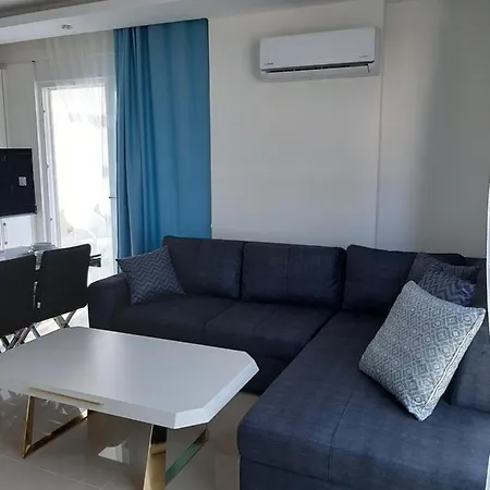 Ernest 1 Apartment *