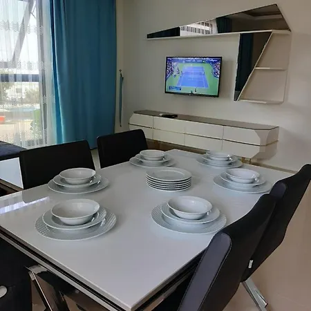Ernest 1 Apartment Avsallar